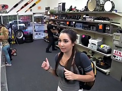 Amateur, Nana, Sucer une bite, Brunette brune, Faciale, Pov, Tatouage, Nénés