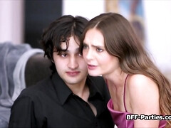 Sucer une bite, Brunette brune, Queue, Robe, Groupe, Hd, Réalité, Satin