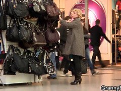 美人, エロ熟女, なめる, オナニー, 熟年, 母, オマンコ, 義母