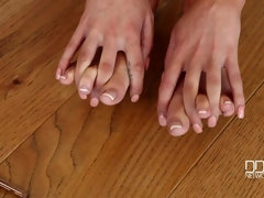 Culo, Británico, Flexible, Tacones, Coño, Chupando, Tatuaje, Tetas