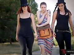 指いじり, レズビアン, なめる, 下着, オナニー, 淫乱熟女, オマンコ, 剃毛