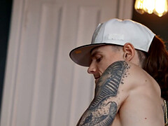 Anal, Mamada, Amarrada, Estilo perrito, Vestido, Gay, Público, Tatuaje