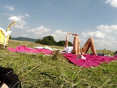 Amateur, Blonde, Brunette brune, Tchèque, Queue, Mamelons, De plein air, Culottes ou slips