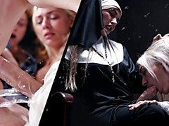 18 ans, Gros seins, Blonde, Sucer une bite, Tir de sperme, Futanari, Orgasme, Nénés