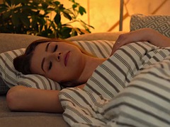 Blonde, Sucer une bite, Brunette brune, Européenne, Petite amie, Léchez, Pov, Rasée