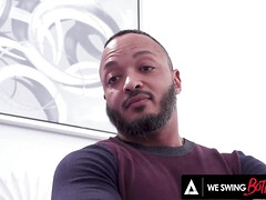 Анальный секс, Большая жопа, Бисексуалы, Глубокая глотка, Соски, Киски, Втроем, Сиськи