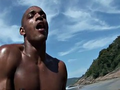 In den arsch, Strand, Grosser schwanz, Schwarz, Schwul, Hardcore, Latina, Im freien