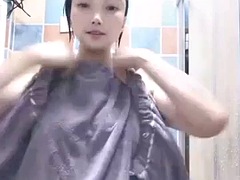 アジア人, デカパイ, 中国人, 手コキする, 日本人