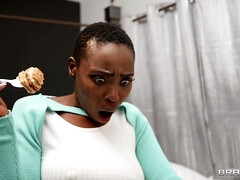 18 летние, Красотки, Большая жопа, Черные, Минет, Межрасовый секс, Киски, Втроем