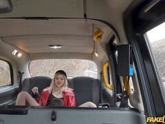 Musa Martina gets her pussy licked on the backseat