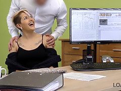 Beauté, Plantureuse, Femme couguar, Européenne, Embrassement, Masturbation, Belle mère, Suçant