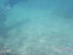 Amateur, Playa, Morena, Novia, Orgasmo, Al aire libre, Pequeña, Coño