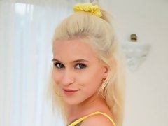 Blasen, Spermaladung, Handjob, Höschen, Dürr, Tätowierung, Jungendliche (18+), Titten