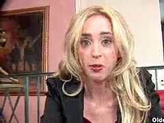 Anaal, Pijpbeurt, Oudere vrouw, Sperma, Rijpe lesbienne, Moeder die ik wil neuken, Moeder