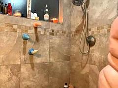 Mooie dikke vrouwen, Grote mammen, Douche, Tieten likken