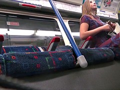 スカートのぞき