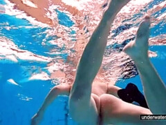 18 años, Hembra, Hd, Público, Sexo soft, Solo, Deporte, Adolescente