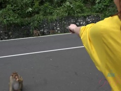 茶髪の, 毛深い, ピアス, ふっくら乳首, オマンコ, スカート, 喫煙, オッパイの