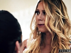 Лизание, Милф, Натуральные сиськи, Порнозвезда, Бритые, Табу, Втроем, Сиськи