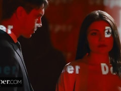 Anal, Sucer une bite, Brunette brune, Double pénétration, Branlette thaïlandaise, Lingerie, Jarretelles, Plan cul à trois