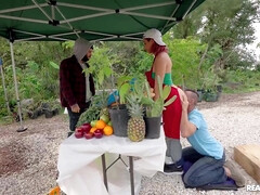 Roxie Sinner gets eaten out and pleasantly fucked outdoors