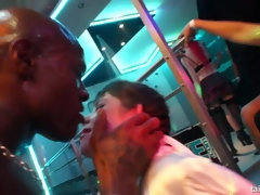 Rubia, Muñeca, Sexo duro, Lesbiana, Estrella porno, Coño, Intercambio de parejas, Trio