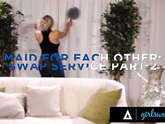 Gros cul, Blonde, Lesbienne, Léchez, Mère que j'aimerais baiser, Criant, Tatouage, Adolescente