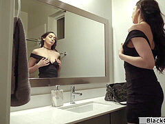 Sucer une bite, Masturbation