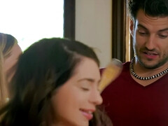 Tetas grandes, Novia, Cocina, Madres para coger, Coño, Cabello corto, Trio, Esposa