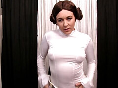 Leie, Arsch, Braunhaarige, Masturbation, Natürlichen titten, Solo, Entkleiden, Titten