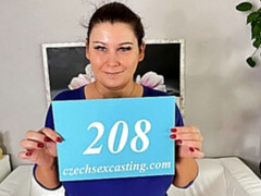 Enthousiasteling, Grote lul, Pijpbeurt, Bruinharig, Mollig, Hondjeshouding, Rijpe lesbienne, Moeder die ik wil neuken