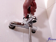 Arschlecken, Tussi, Französisch, Piercing, Muschi, Realität, Flotter dreier, Titten