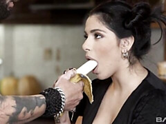 デカ尻, デカチン, デカパイ, フェラチオ, 茶髪の, バック, キッチン, 淫乱熟女