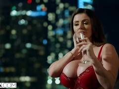 Cul, Gros cul, Gros seins, Sucer une bite, Gorge profonde, Faciale, Léchez, Lingerie