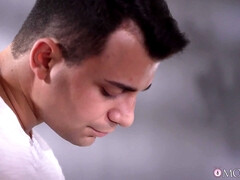 Grosse titten, Braunhaarige, Besamung, Absätze, Lecken, Mutti, Muschi, Strümpfe