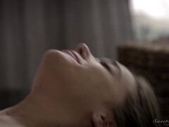 18 años, Verga grande, Morena, Peludo, Tetas naturales, Coño, Sexo fuerte, Adolescente