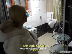 Beauté, Brunette brune, Plantureuse, En levrette, Hd, Mère que j'aimerais baiser, Maman, Suçant