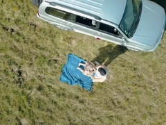 Amateur, Gros seins, Sucer une bite, Attrapée, Gorge profonde, Public, Rugueux, Nénés