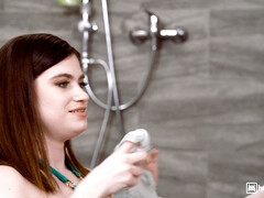 お尻, ブロンド, フェラチオ, イギリス人, チン, 手コキする, 異人種間, ピアス