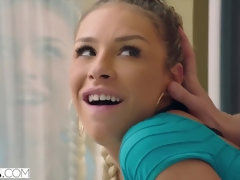 Rubia, Gordita, Garganta profunda, Corridas faciales, Latina, Estrella porno, Montar, Nalgadas