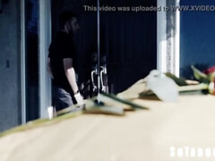 Noire, Brunette brune, Gorge profonde, Première fois, Interracial, Maigrichonne, Adolescente, Épouse