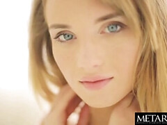 Blondine, Kitzler, Süss, Hundestellung, Fingern, Masturbation, Muschi, Titten