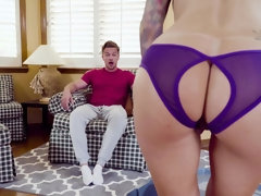 Блондинки, Минет, Постарше, Кончили внутрь, Дилдо, Собачьи, Хд, Тату