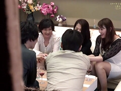 Culo, Gorda, Culo grande, Tetas grandes, Corrida, Japonés, Maduro, Tetas