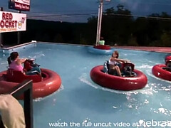 Universiteit, Ex vriendin, Eerste keer, Flashing, Vriendin, Onschuldig, Naakt, Openbaar