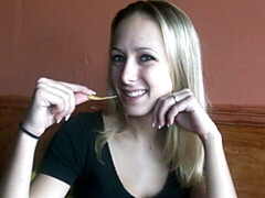 18 años, Culo grande, Verga grande, Tetas grandes, Rubia, Mamada, Flaco, Adolescente