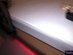 Leie, Grosser schwanz, Braunhaarige, Schwanz, Hardcore, Pov, Jungendliche (18+), Thai