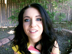 Amateur, Sucer une bite, Brunette brune, Tir de sperme, Queue, Hd, Se déshabiller, Nénés