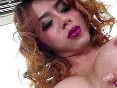 crazy she-creature cums tuggin