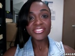 Leie, Arsch, Grosser arsch, Grosse titten, Blasen, Braunhaarige, Schwanz, Jungendliche (18+)